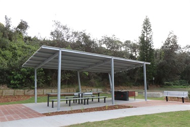 Caves Beach picnic shelter
