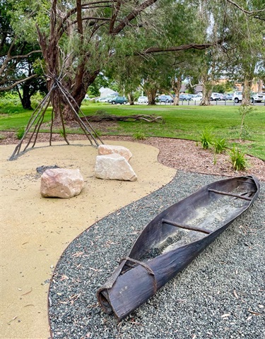 Photo showing the bronze canoe prior to its theft