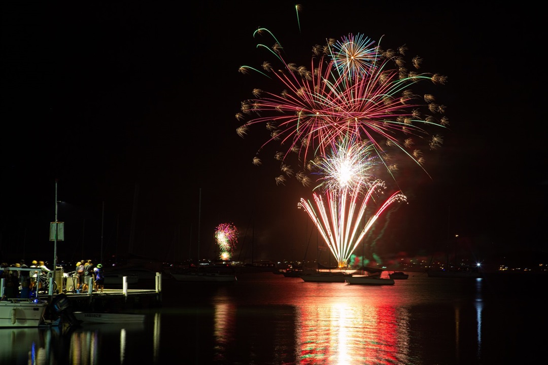 Lake Mac Festival bursts with colour and music Lake Macquarie City