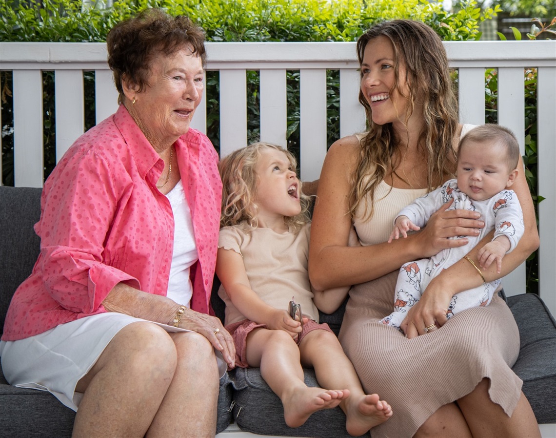 Eleebana great grandmother Barbara Watson with neighbour Dominque Philpott and her children Isla and Mylo.jpg