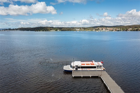 Lake Mac Ferry Launch 2 Dec 2021 (4).jpg