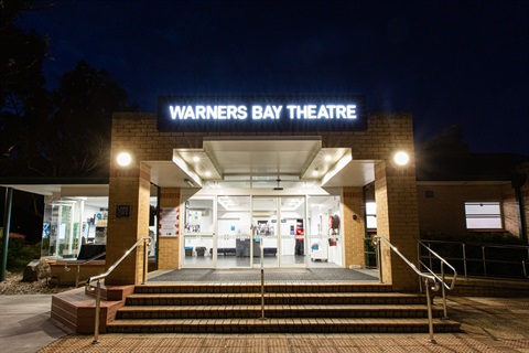 Live Music Lake Mac January 2022 Warners Bay Theatre (45) (Custom).jpg