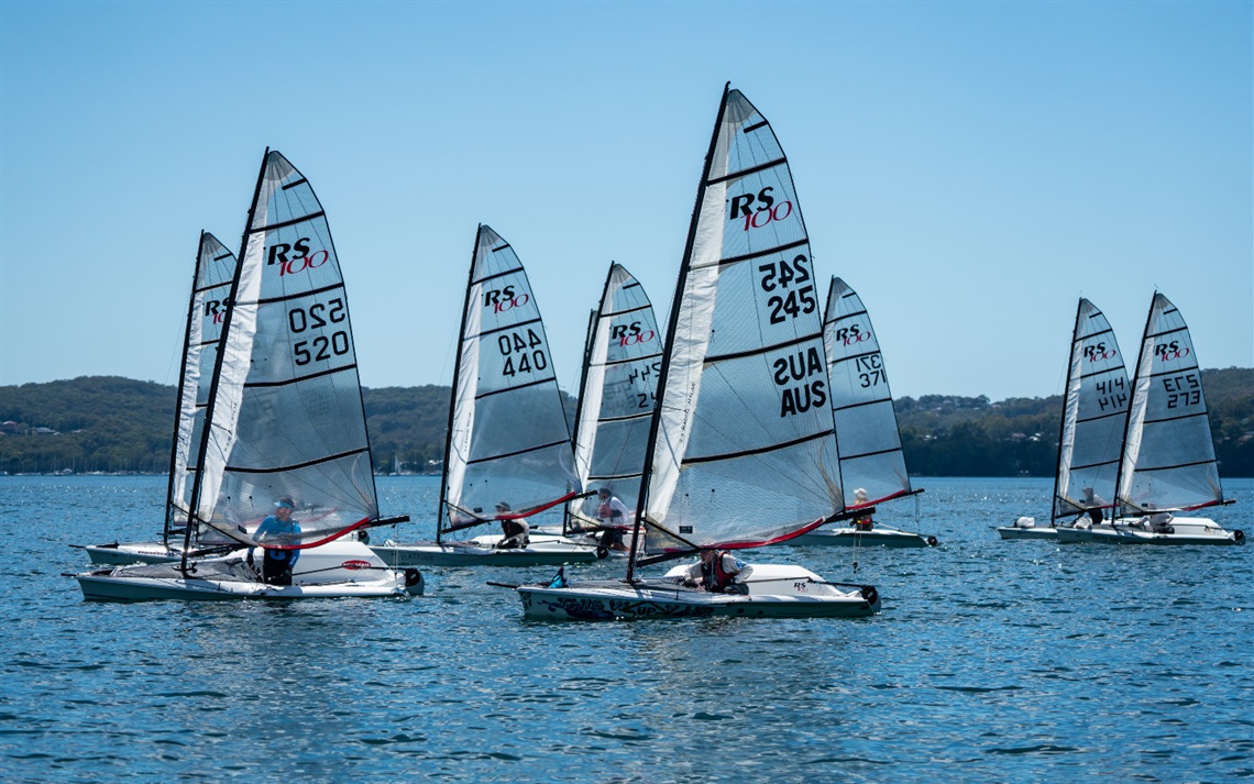 Sailing boats on Lake Macquarie