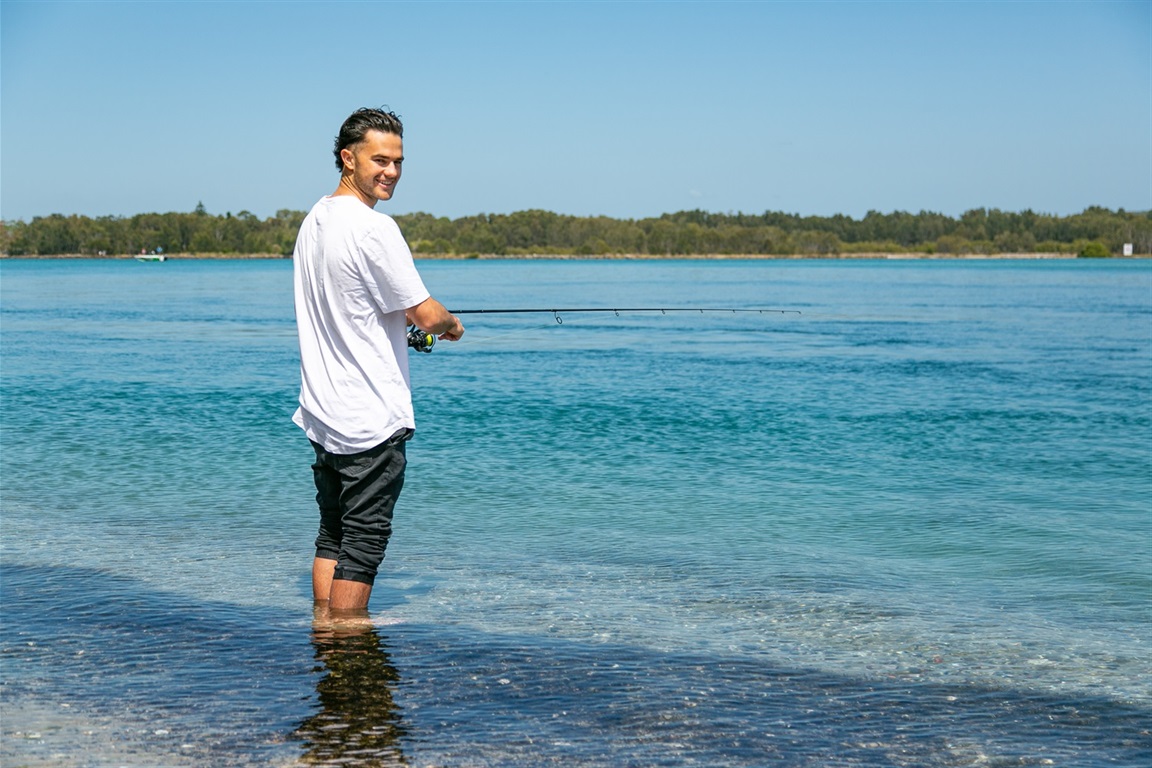 fishing at pelican foreshore.jpg